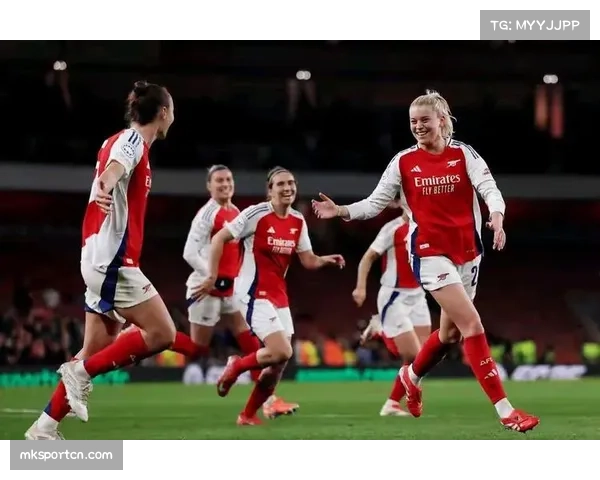 阿森纳女足上半场防守稳固 三场比赛未失球